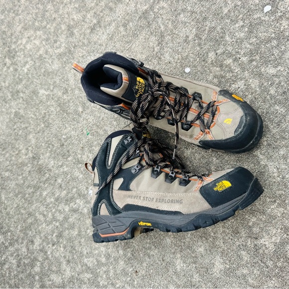 The North Face Iceglare Mid GTX Hiking Boots Goretex Waterproof Primaloft - Picture 1 of 8